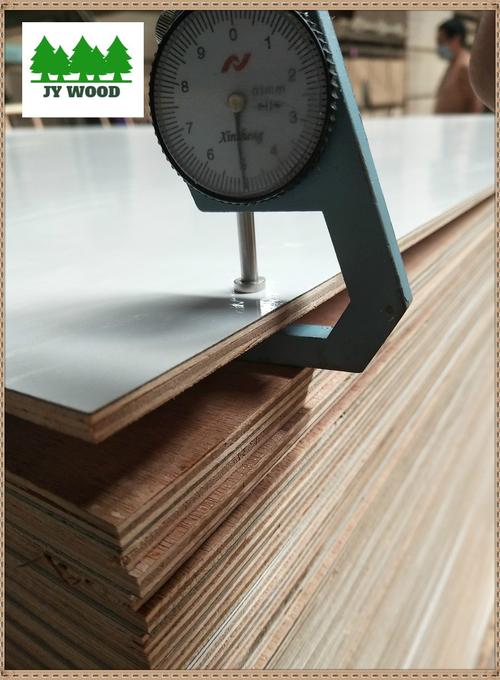 胶合板常用厚度一般为18毫米